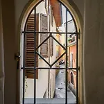 Ab - Via Del Carro 11 *