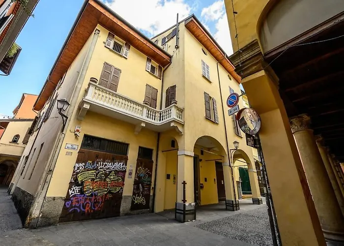 Ab - Via Del Carro 11 *