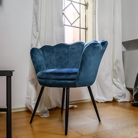 Ab - Via Del Carro 11