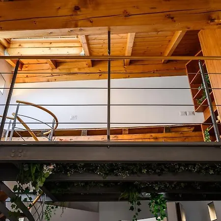 Ab - Via Del Carro 11 *