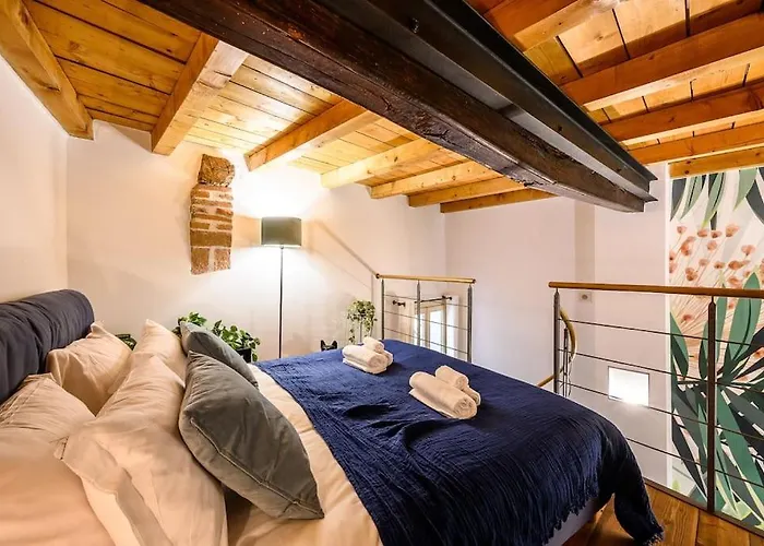 Ab - Via Del Carro 11 *