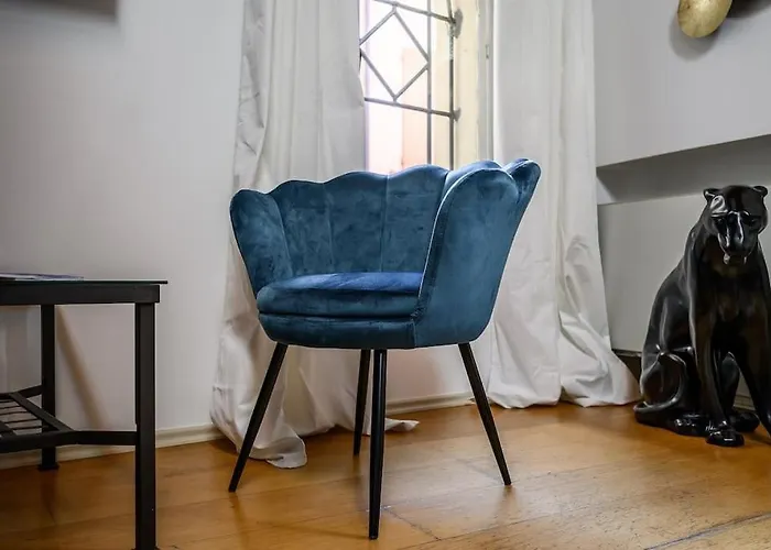 Ab - Via Del Carro 11