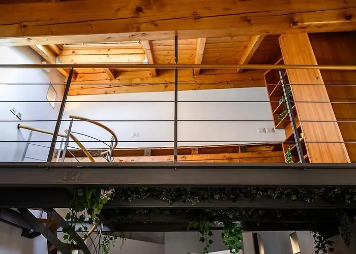 Ab - Via Del Carro 11 *