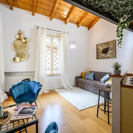 Ab - Via Del Carro 11